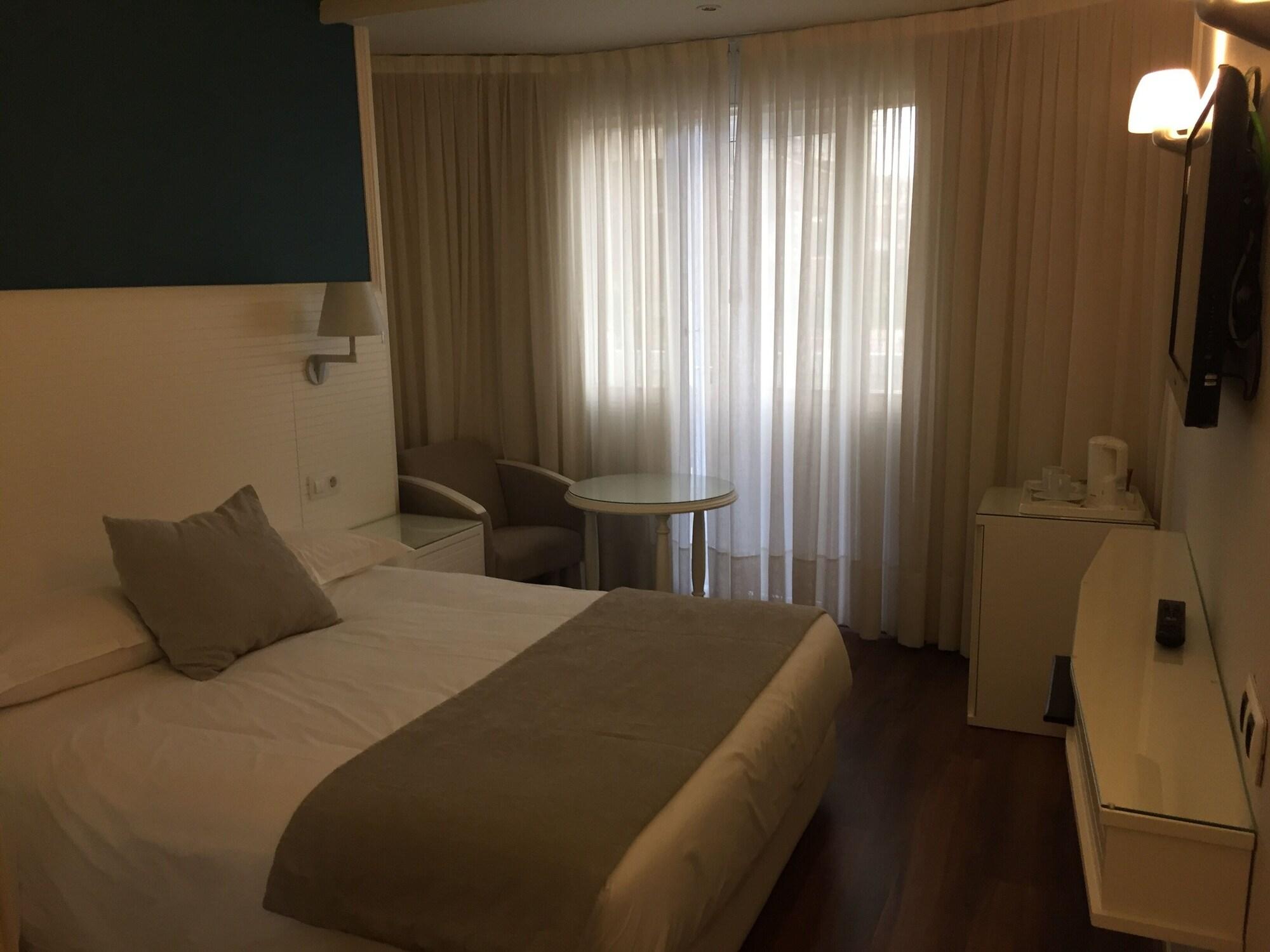 Las Rocas Playa Hotel カストロ・ウルディアレス エクステリア 写真